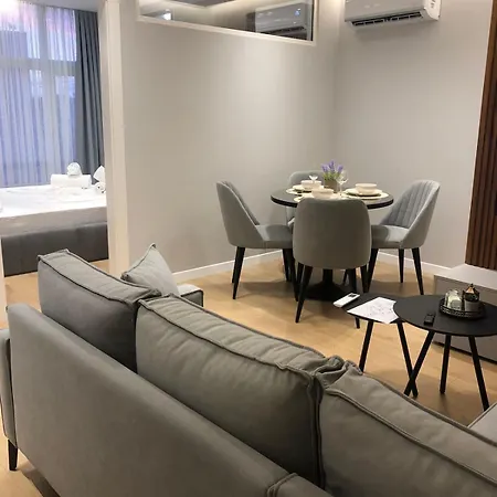 Elrej * Tirana