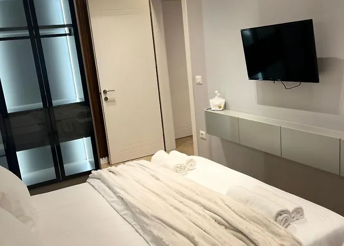 Elrej Apartamento Tirana